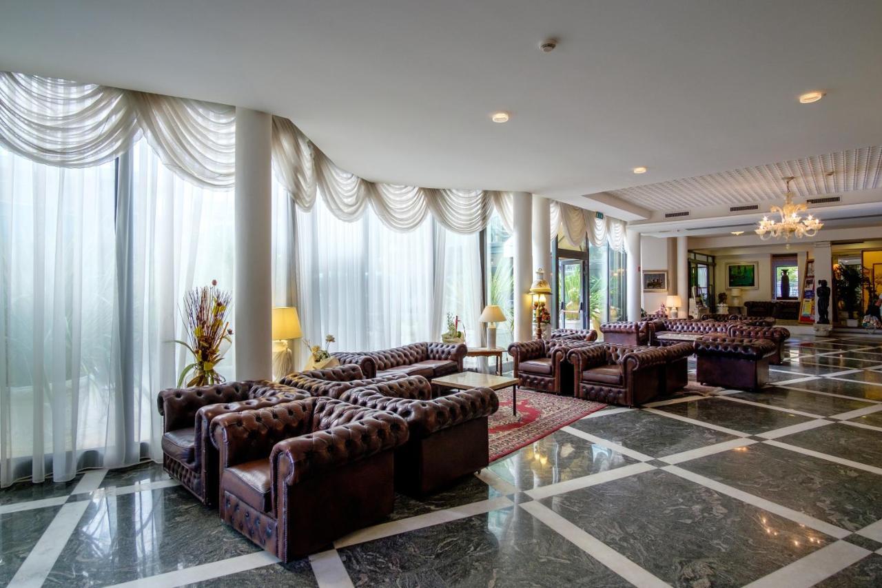 Hotel Bristol Bellaria-Igea Marina Eksteriør bilde
