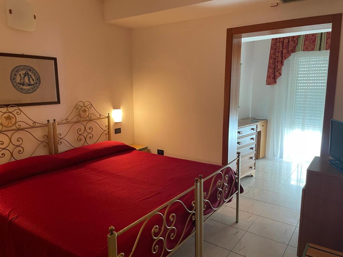 Hotel Bristol Bellaria-Igea Marina Eksteriør bilde