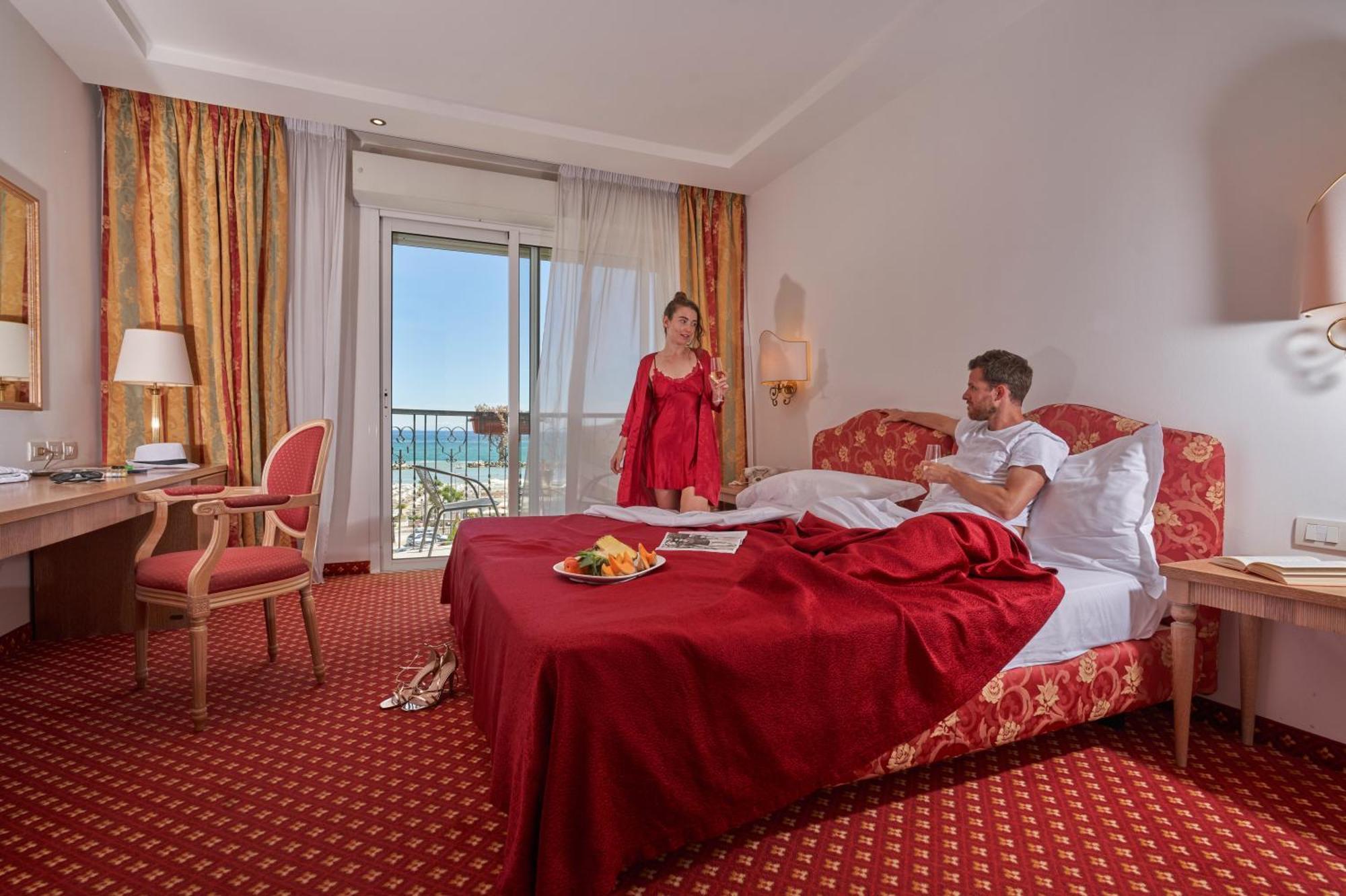 Hotel Bristol Bellaria-Igea Marina Eksteriør bilde