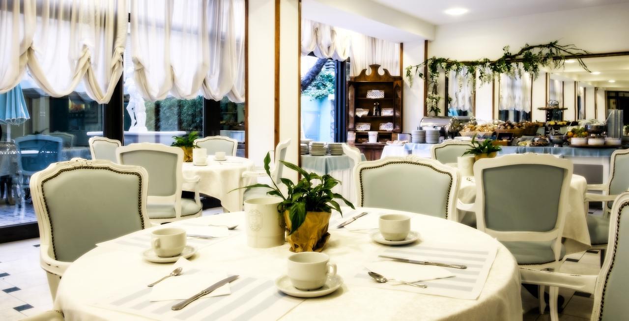 Hotel Bristol Bellaria-Igea Marina Eksteriør bilde